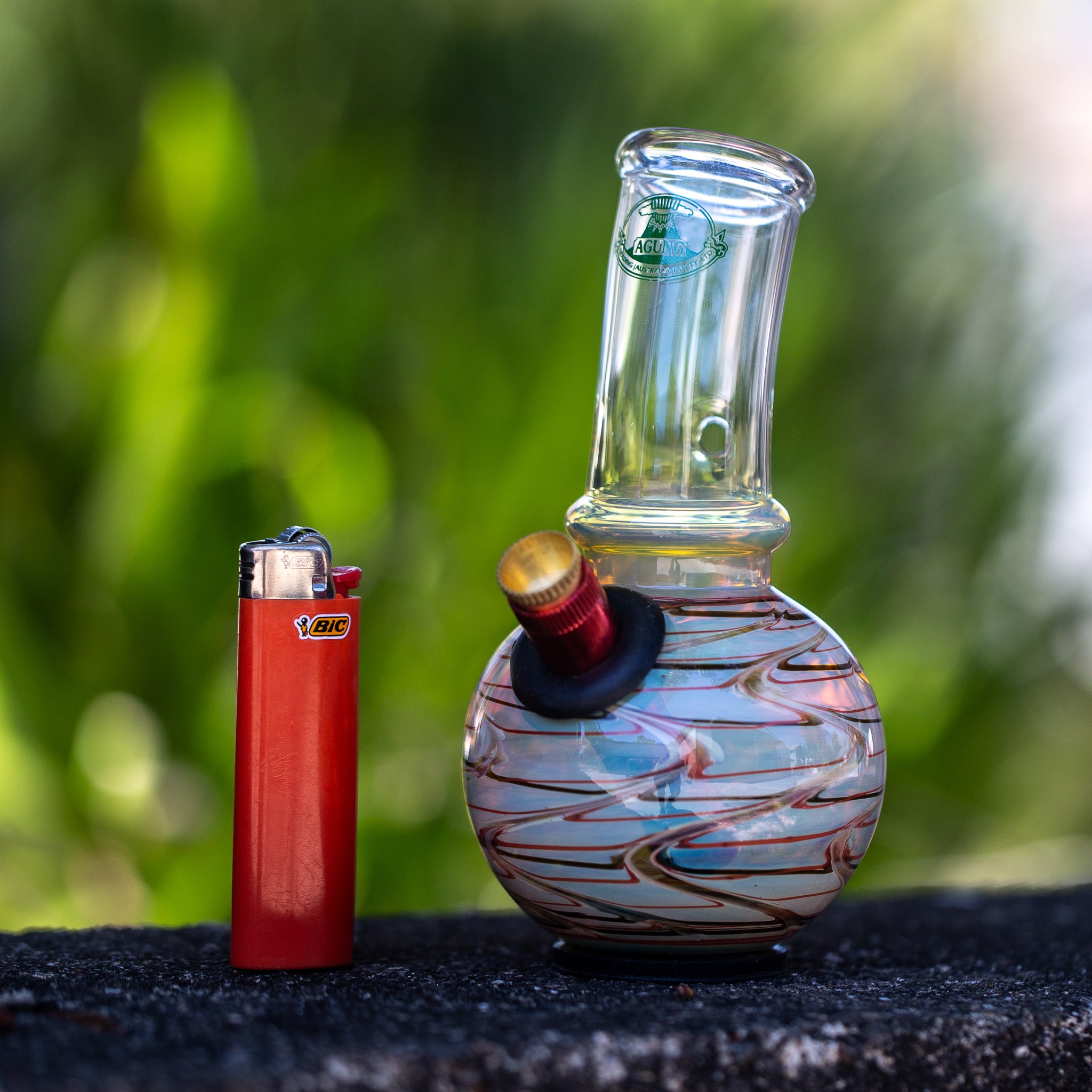 Baby bubble Agung bong with metal stem and brass cone piece from Easy Bong Australia.