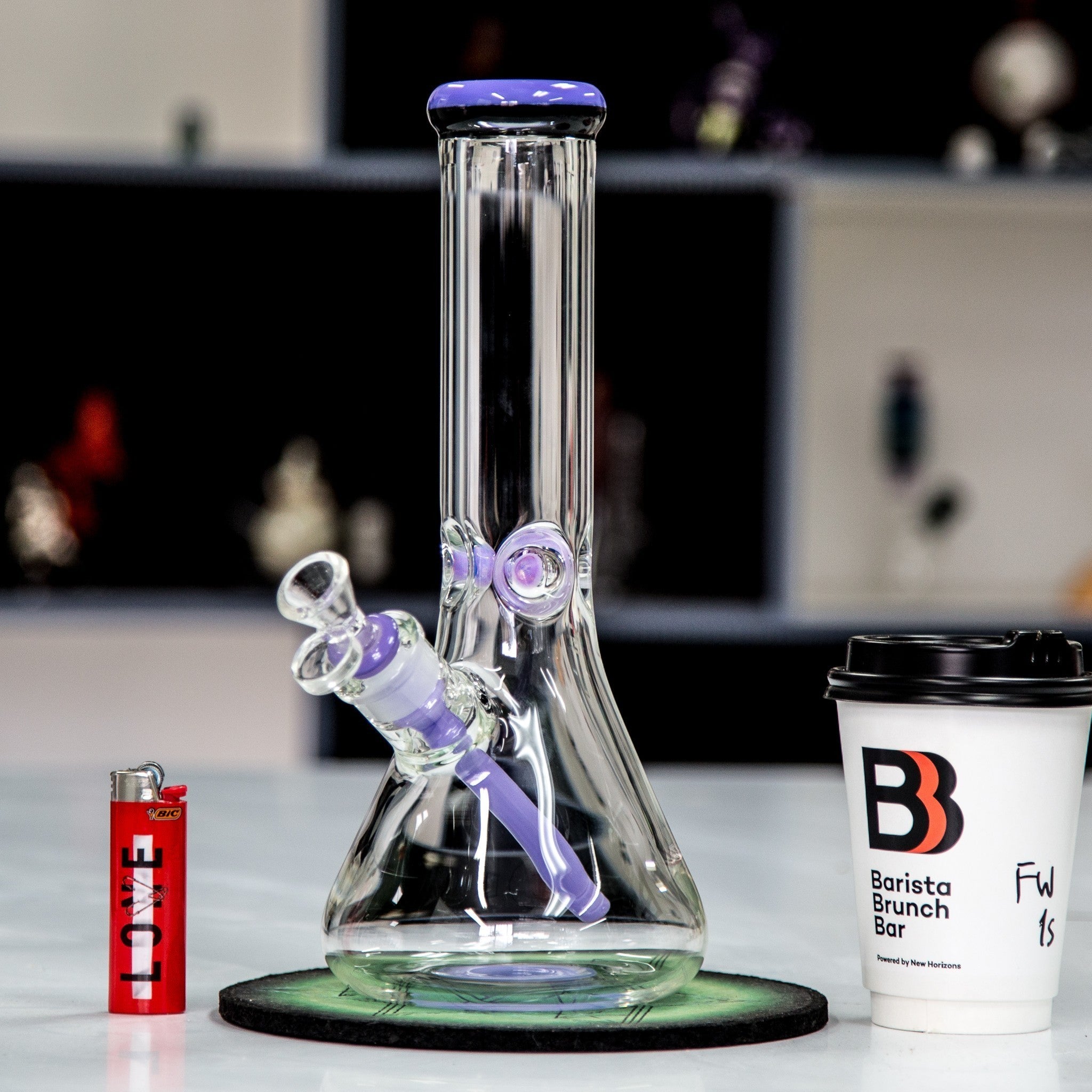Very strong glass beaker bongs for cheap prices in Australia.