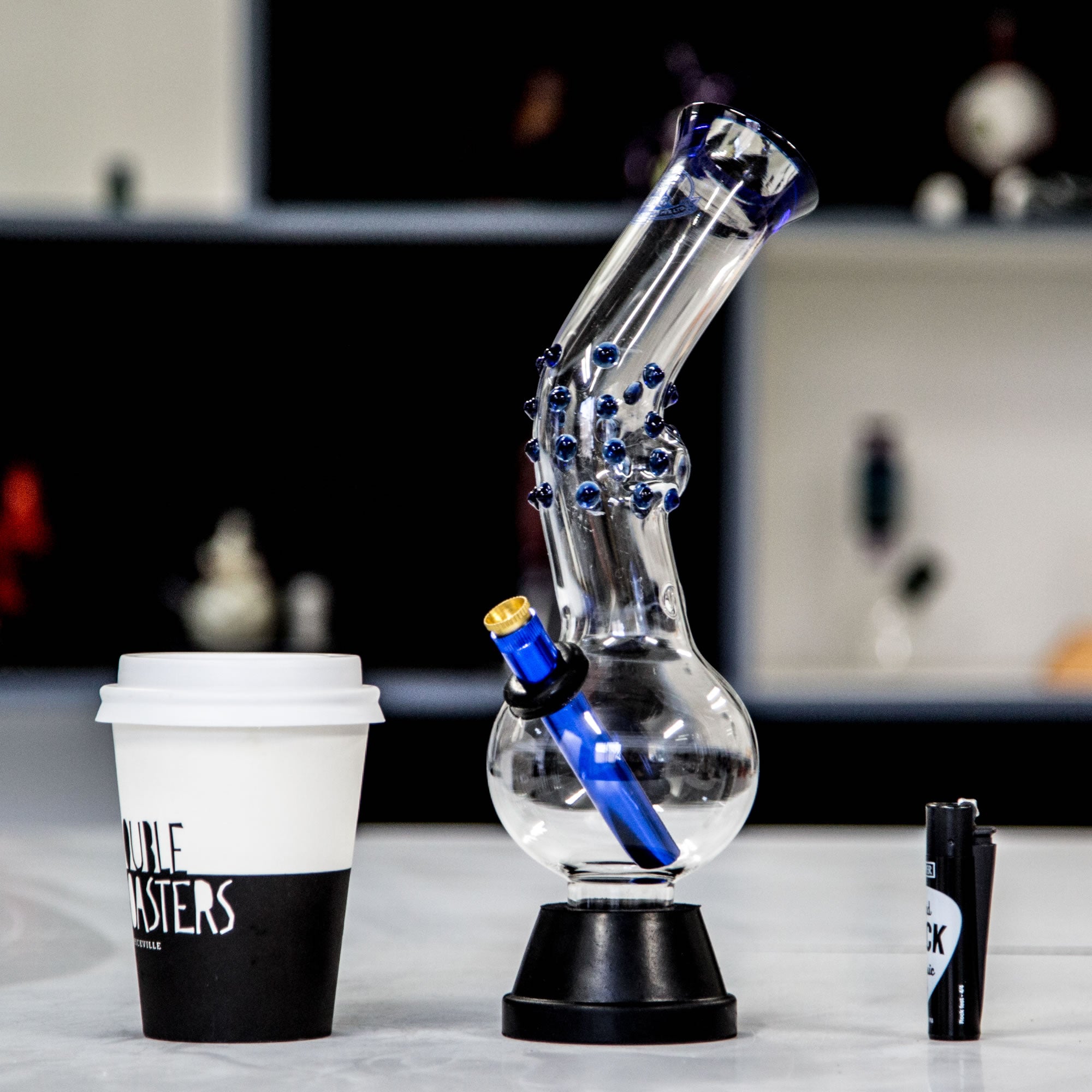 Agung glass bubble bong with bent neck with coffee cup.