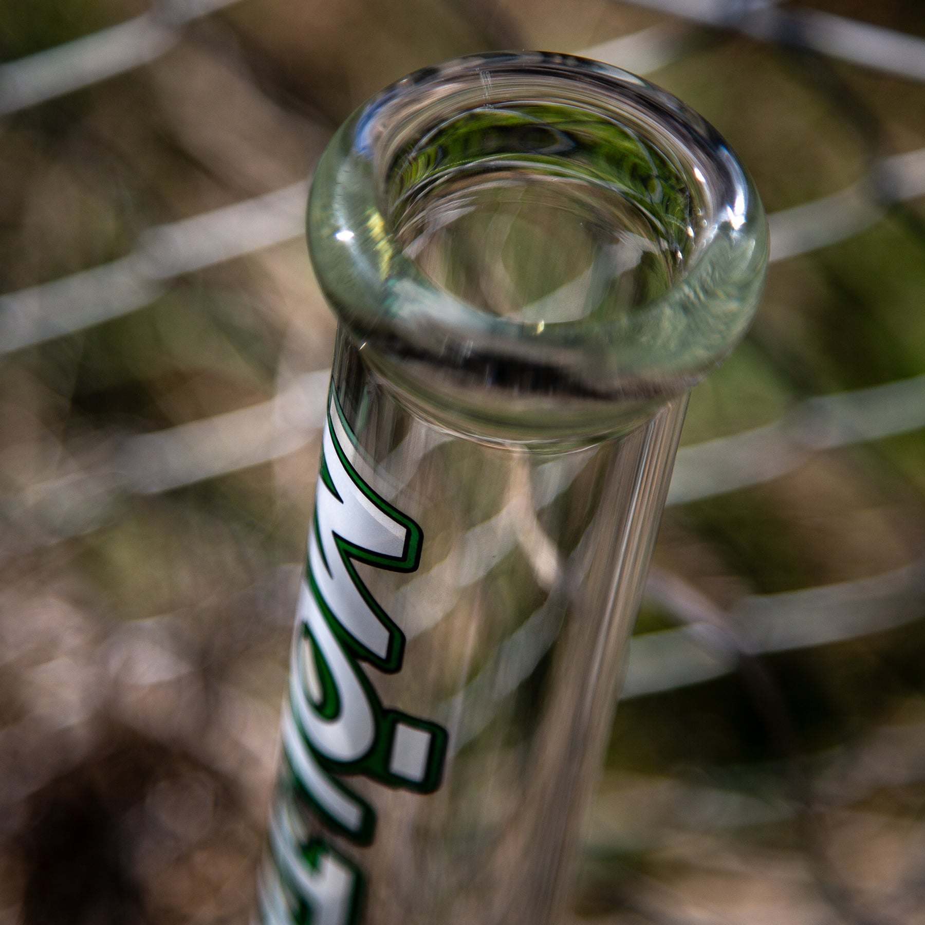 Móltn Glass 45cm Beaker Bong Bold Logo Yellow