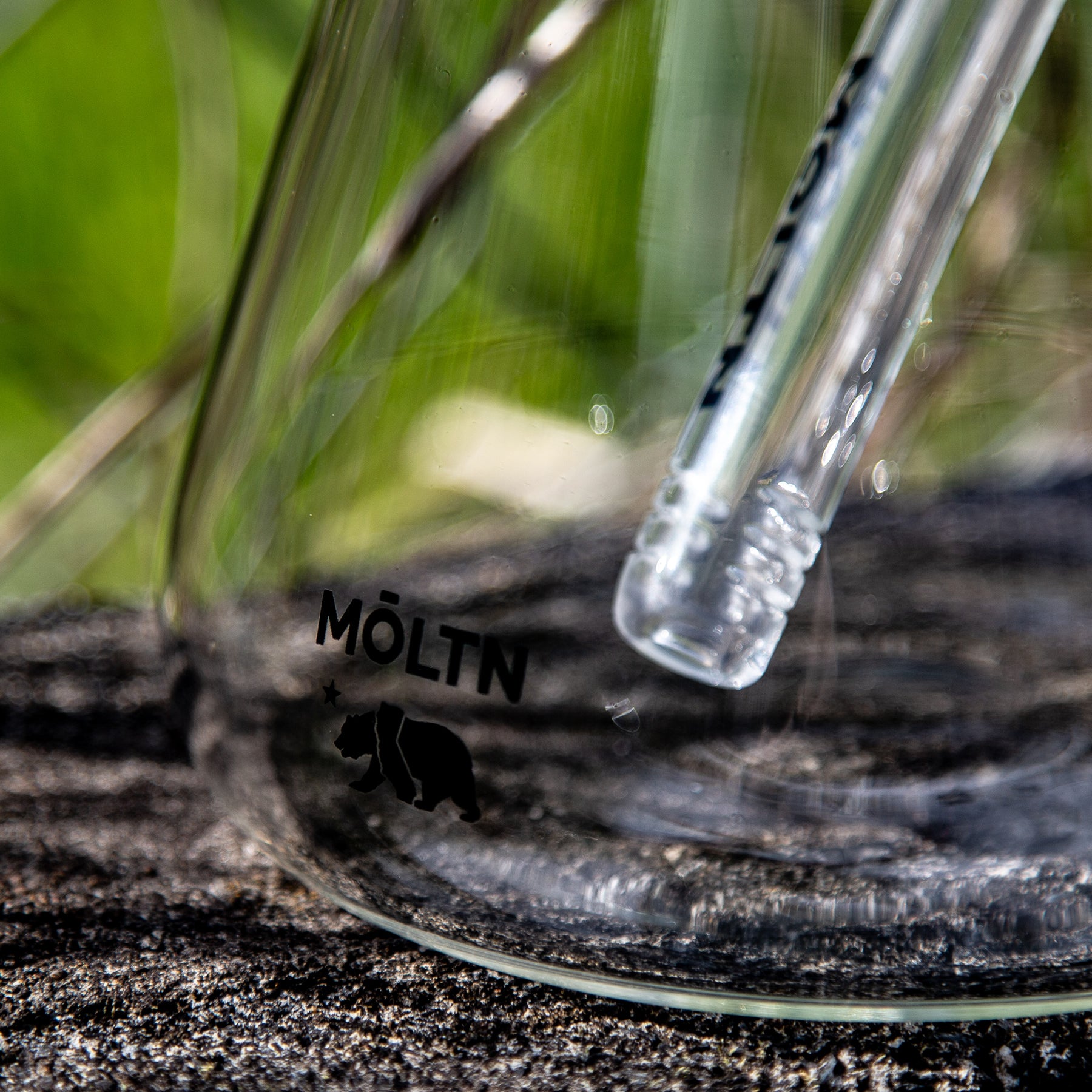 Móltn Glass 45cm Beaker Bong Bold Logo Red
