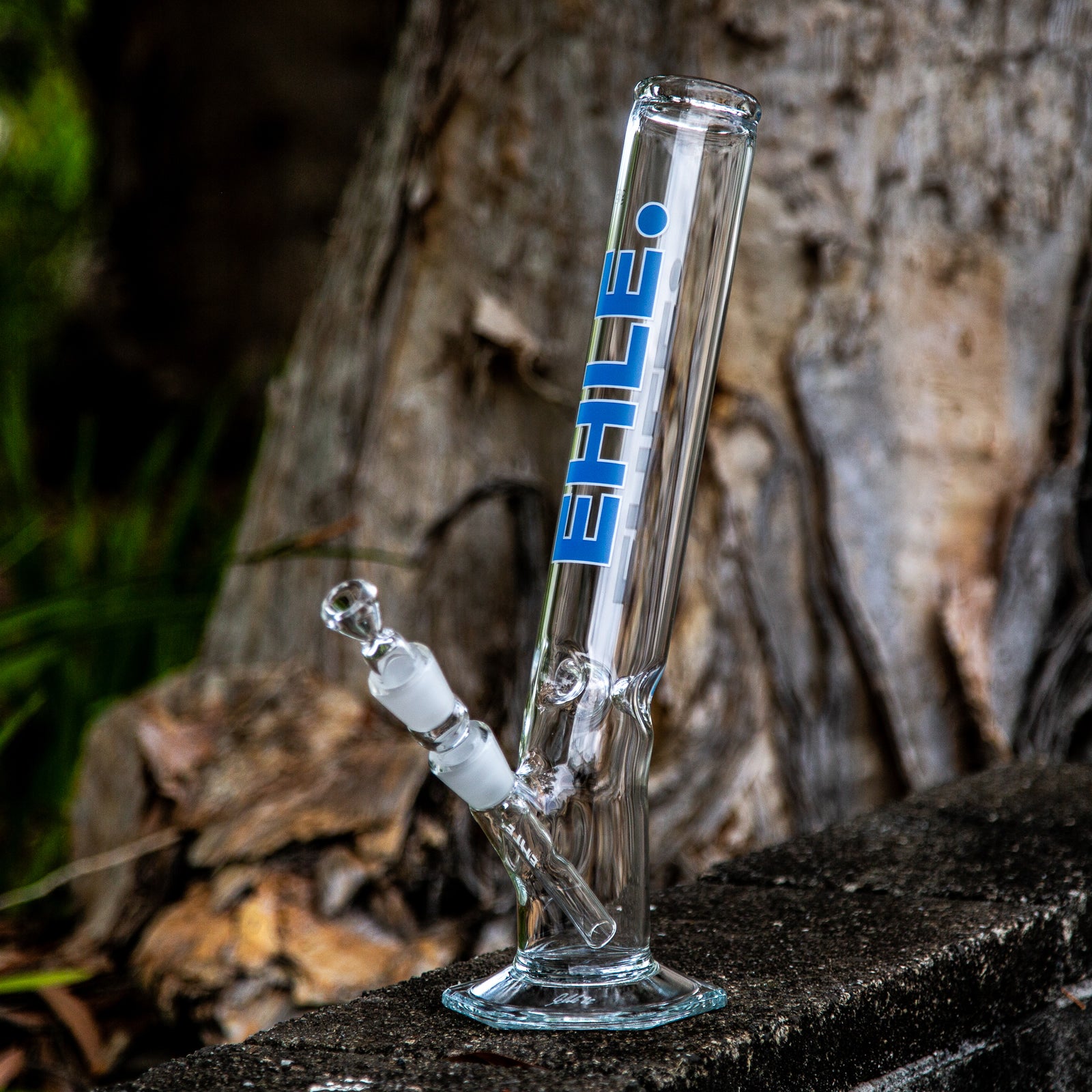 EHLE glass bongs and waterpipes.